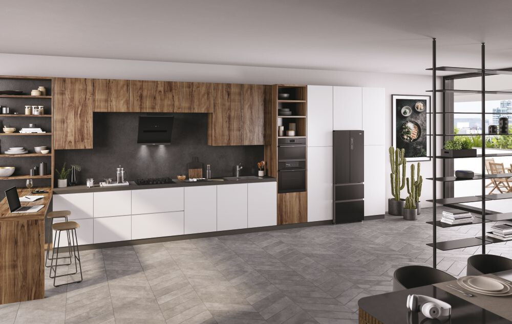 Furrë e integruar Haier HWO60SM5S9BH, me shumë nivele, 70 litra, Pirolitike, 9 funksione, Klasi A+, E zezë
