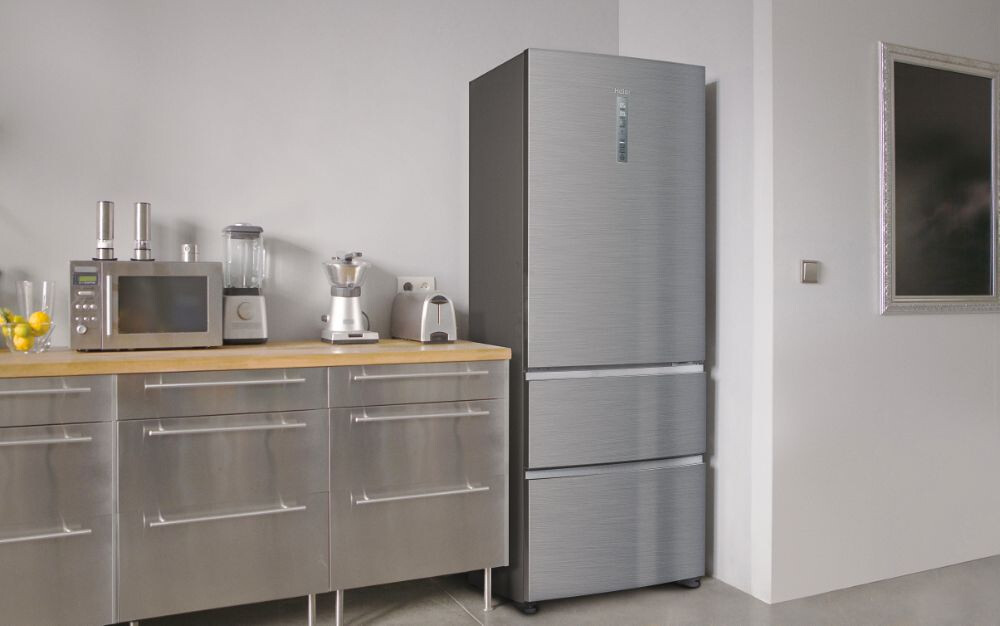 Frigorifer Haier A3FE743CPJ, 3D 70 Seria 3 I pavarur, 3 dyer, Pa ngrica, Ndriçim LED, Klasi E, Platinum Inox, L x H x I (mm) 700x675x1906