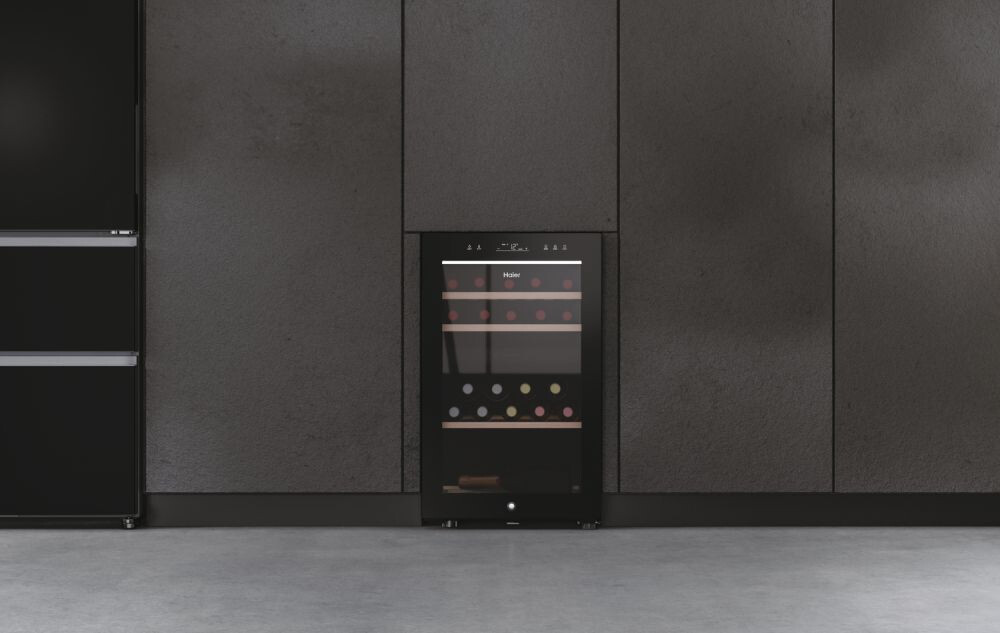 Ftohës i verës Wine Bank Seria 50, i pavarur, 2 zona, 42 shishe, ndriçim LED, klasi G, L x H x I (mm) 497x585x820