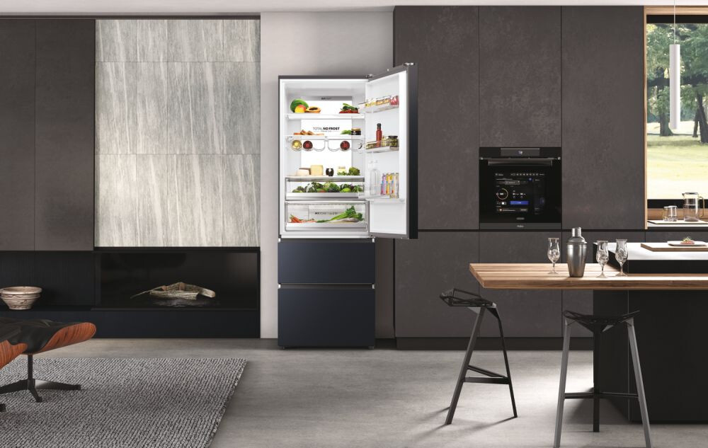 Frigorifer Haier HTW7720ENMB, 3D 70 Seria 7 i pavarur, 3 dyer, Pa ngricë, ndriçim LED, Klasa E, E zezë, L x H x I (mm) 700x675x2006
