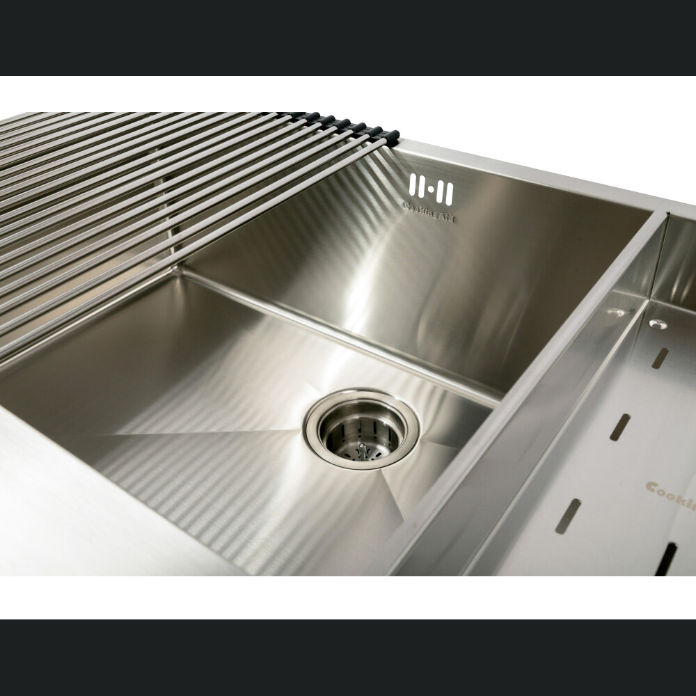 Lavaman kuzhine  inox me ballë të dukshme Përparëse CookingAid FARMHOUSE E madhe me kullues enësh/makaronash/frutash, skarë rrokullisje u inox, shpërndarës sapuni + aksesorë