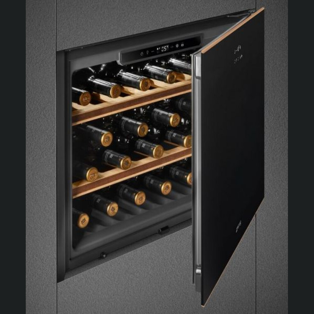 Ftohës i integruar i verës Smeg - Dolce Stil Novo, 21 shishe, 45 cm