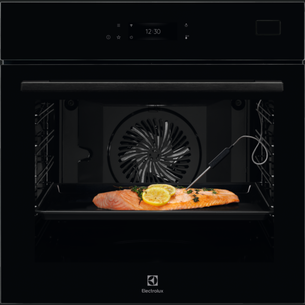 Furrë me avull Electrolux EOB8S39WZ, SteamBoost, 70l, A++