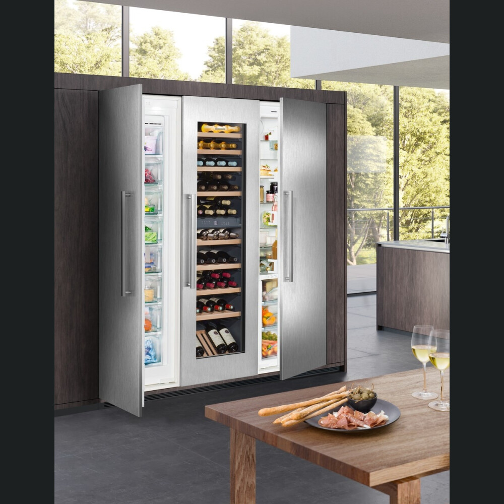 Vitrina e integruar e verës Liebherr Premium, EWTdf 3553, 80 shishe, 254 l, G