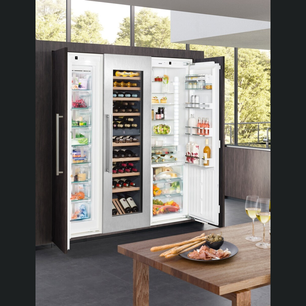 Vitrina e integruar e verës Liebherr Premium, EWTdf 3553, 80 shishe, 254 l, G