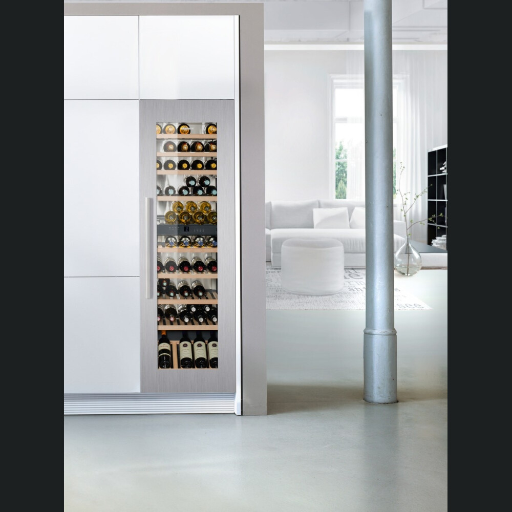 Vitrina e integruar e verës Liebherr Premium, EWTdf 3553, 80 shishe, 254 l, G