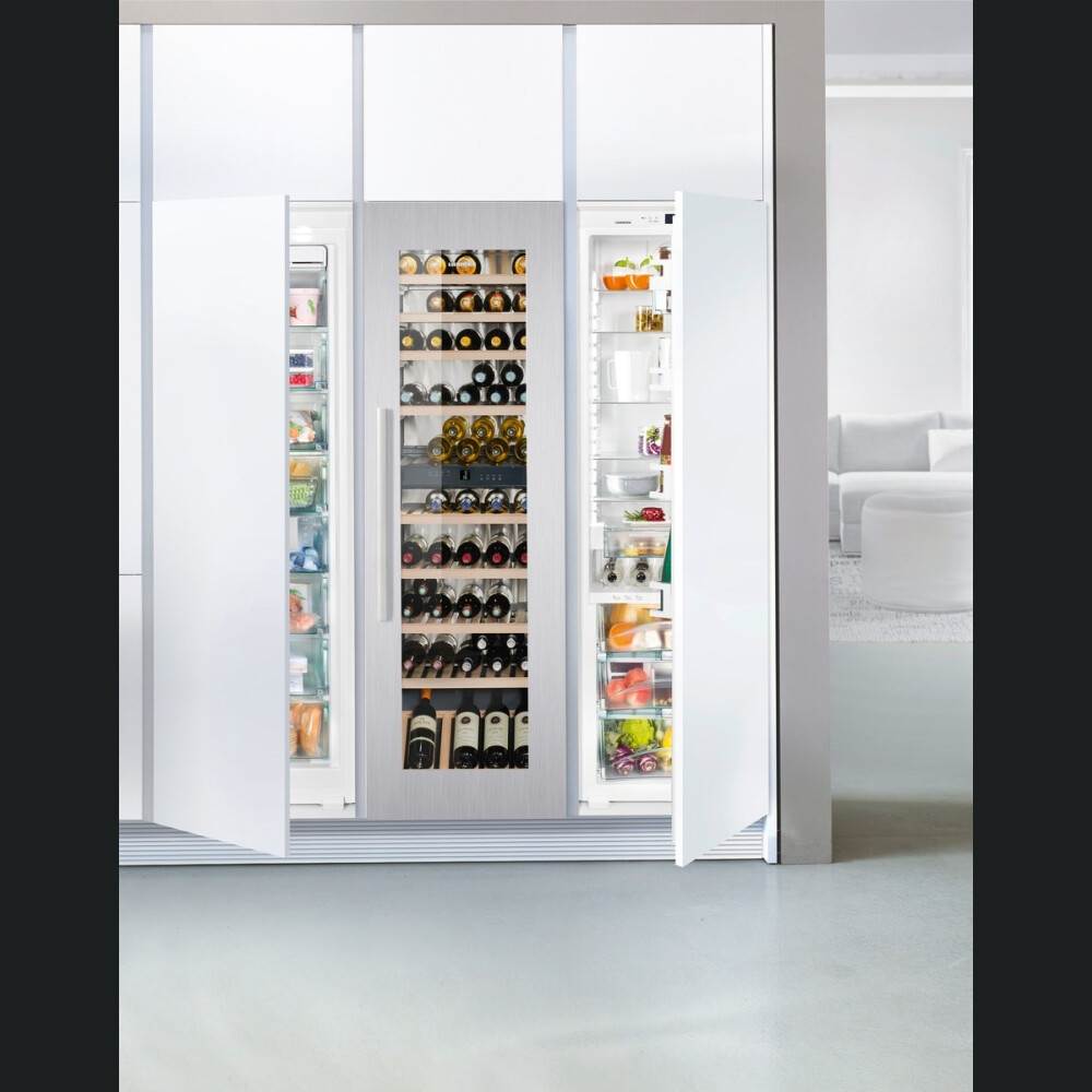 Vitrina e integruar e verës Liebherr Premium, EWTdf 3553, 80 shishe, 254 l, G