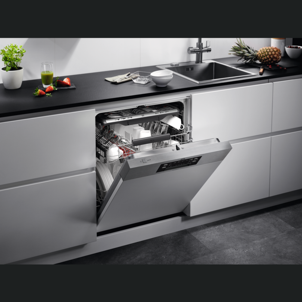 Enëlarëse pjesërisht e integruar AEG FEE84706PM, SPRAYZONE, 60 cm, 15 komplete, INVERTER, C