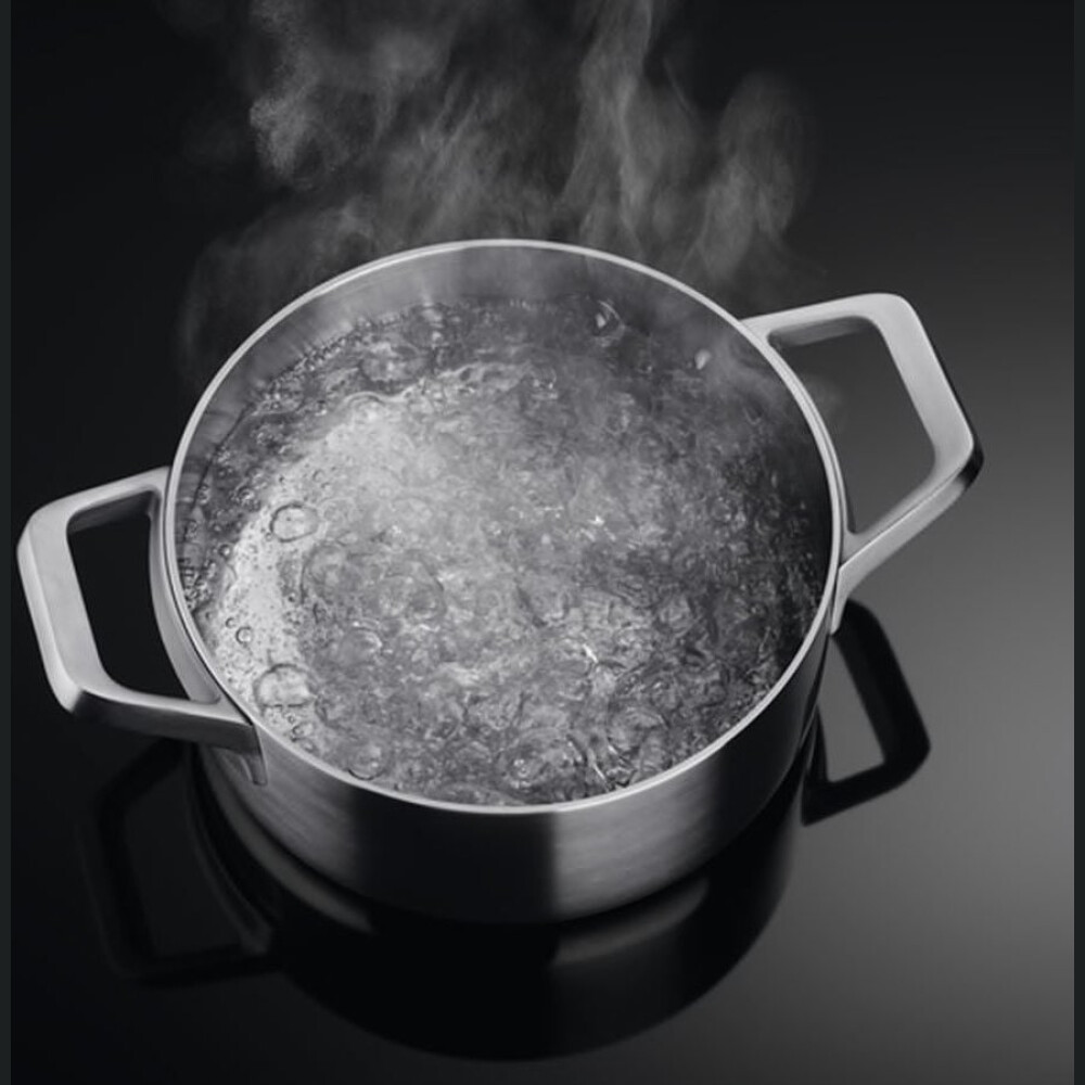 Pllakë gatimi me Aspirator të integruar COBOHOB, AEG IDK84453IB, induksion në të gjithë sipërfaqen, 83 cm