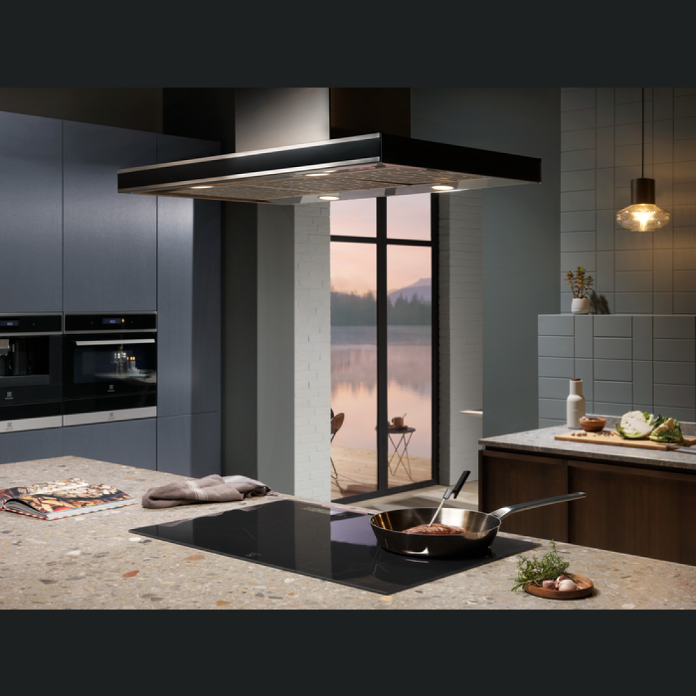 Pllakë induksioni Electrolux EIS8648, Hiri