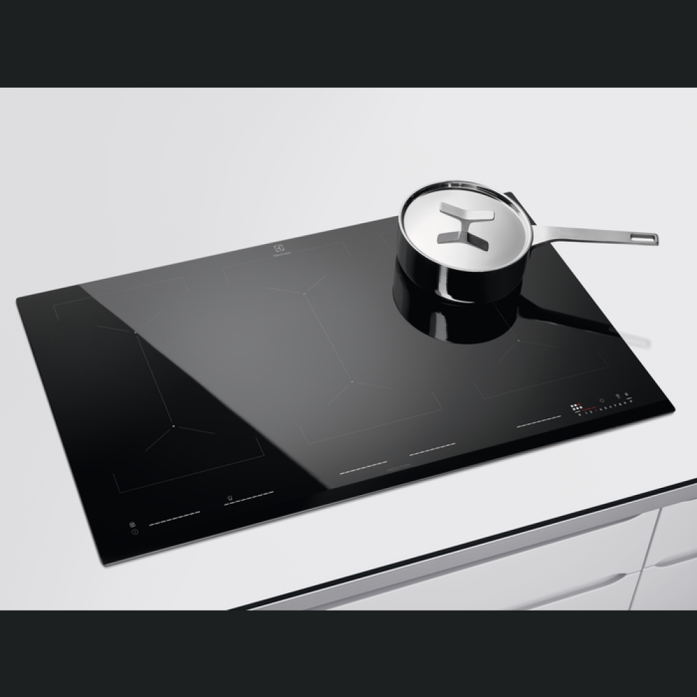 Pllakë induksioni Electrolux EIV9467, Zezë