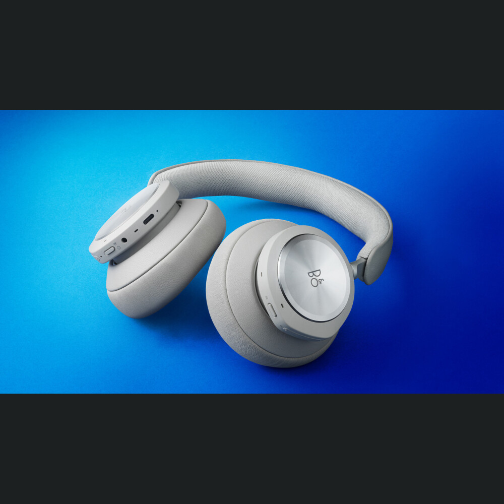 Kufje lojrash pa tela nga Over-Ear Bang & Olufsen Beoplay Portal, Anulim adaptiv i zhurmës, Antracit i zi