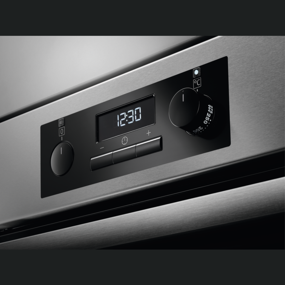 Furrë e integruar AEG BES331110M, SURROUNDCOOK, 71 l,  inox rezistent ndaj gjurmëve të gishtave