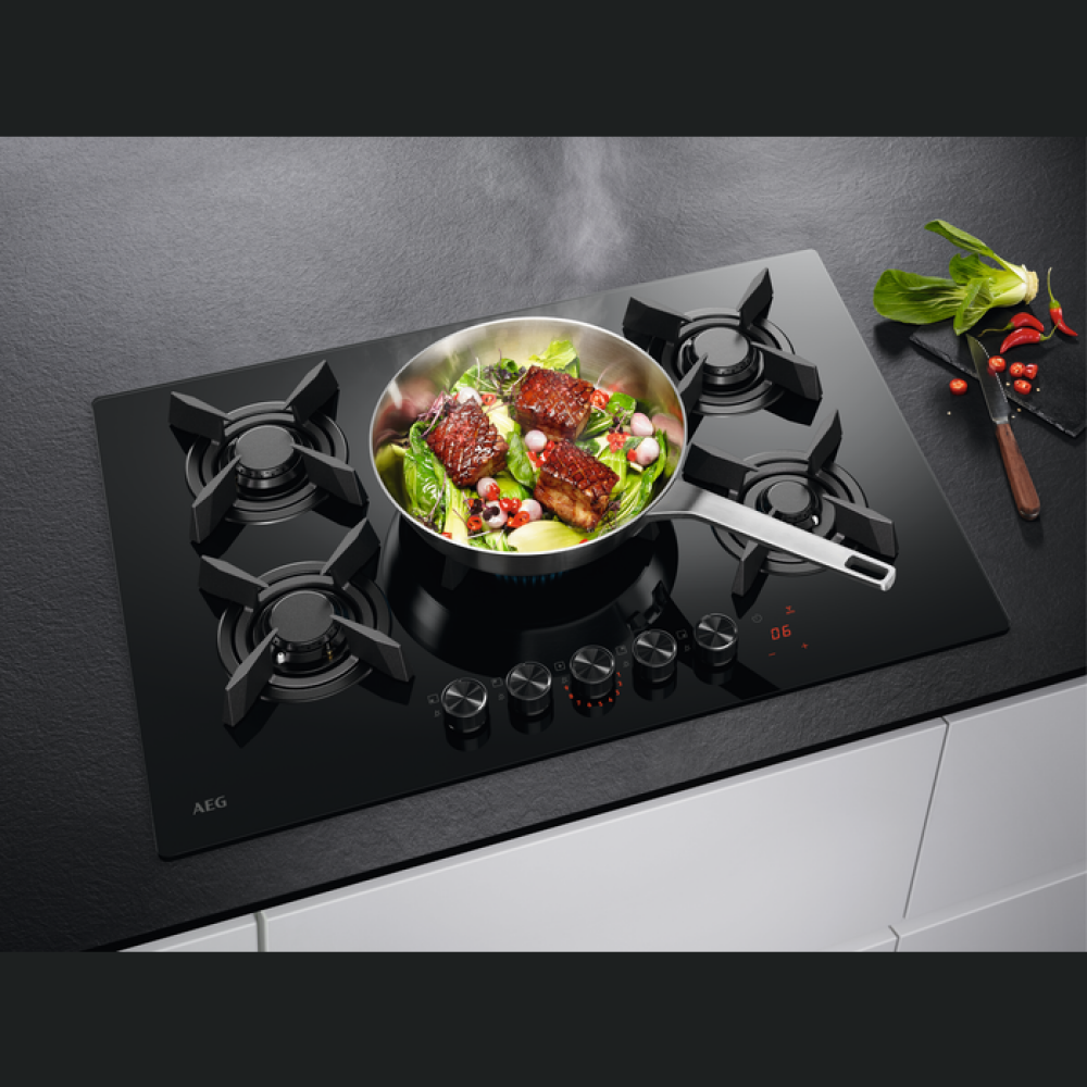 Pllakë me gaz AEG HKB75453NB, në suport xhami SERIES 8000, flakë, 75 cm