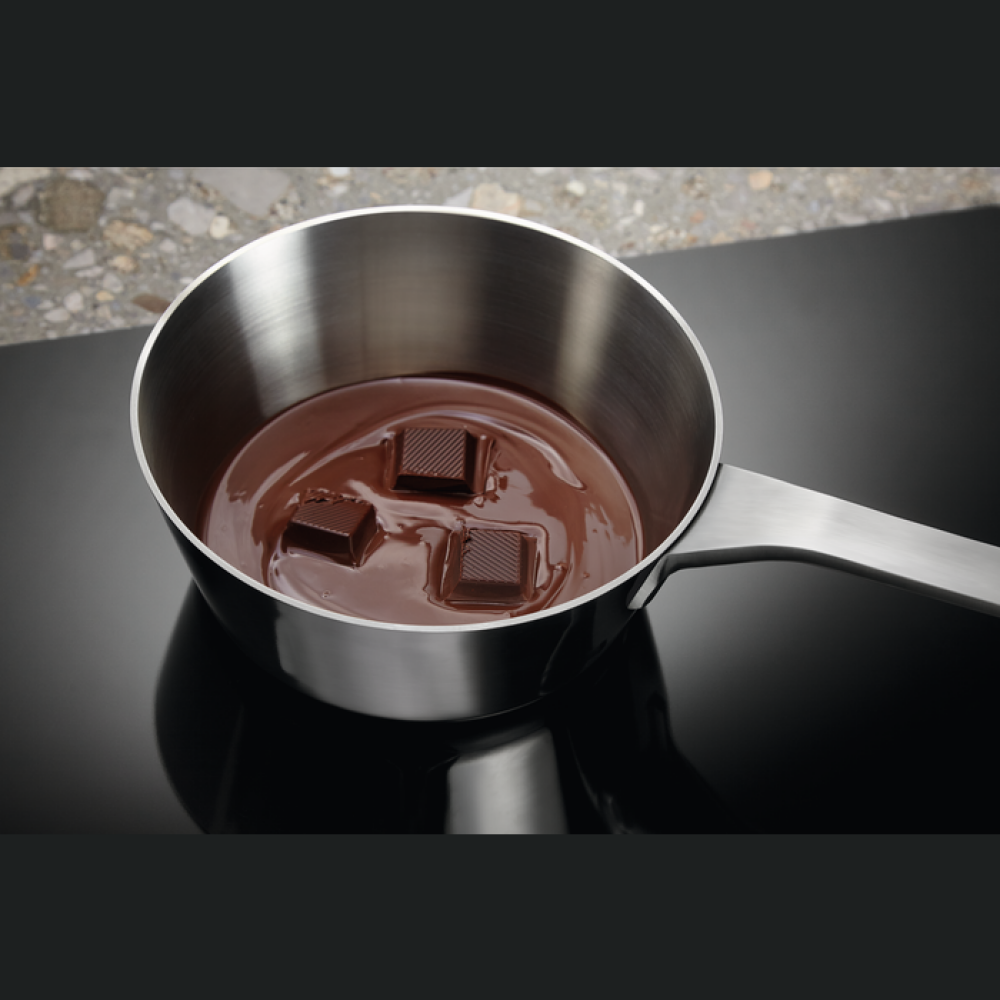 Pllakë me induksion Electrolux EIV87675,80 cm e zezë