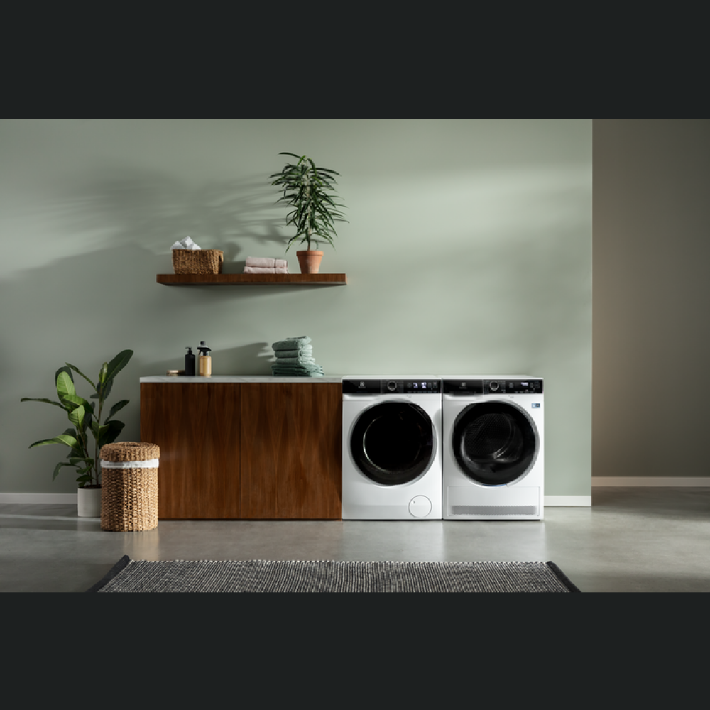 Lavatriçe Electrolux EW9F161B, PerfectCare900 klasi A me WiFi 10 kg