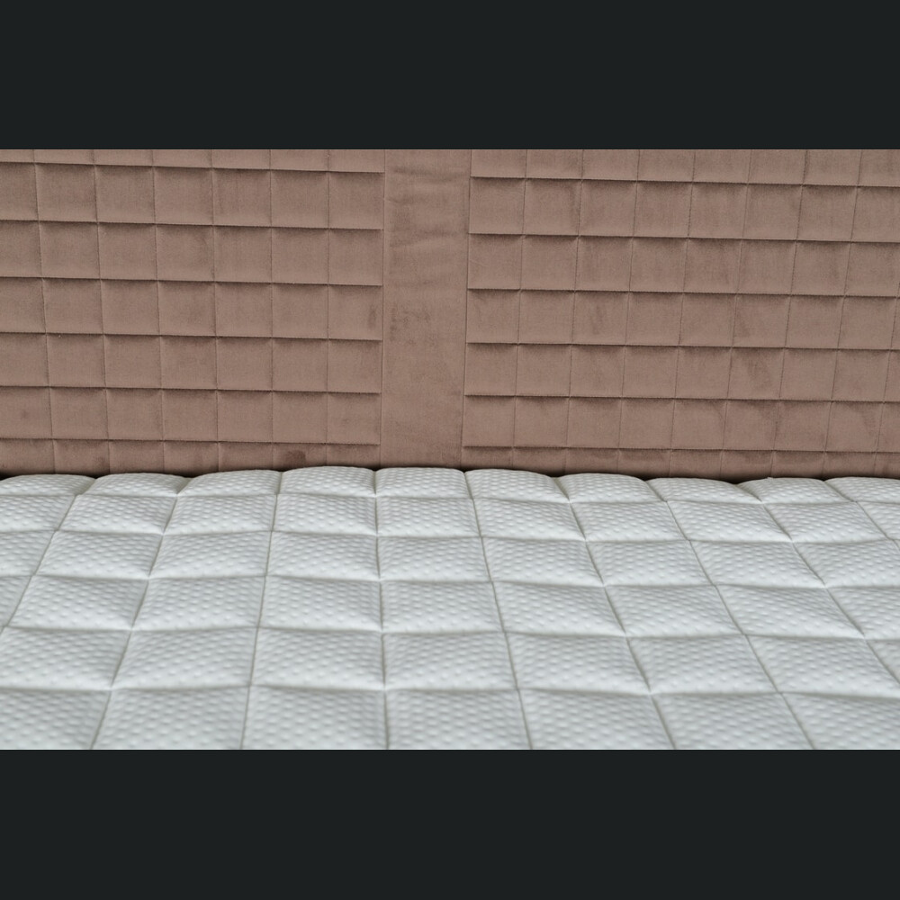 Krevat Saint Moritz boxspring, tapiceri lineare, lartësia e skajit të krevatit 140 cm, dysheku i përfshirë, pa sipër