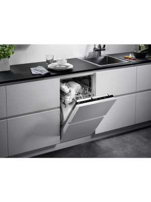 Enëlarëse plotësisht e integruar AEG FSE31407Z, AIRDRY, 45 cm, 9 komplete, inverter, F
