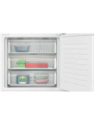 Frigorifer i integruar NoFrost Siemens KB96NVFE1, iQ300, hyperFresh, dritë LED, klasi E, 383 l