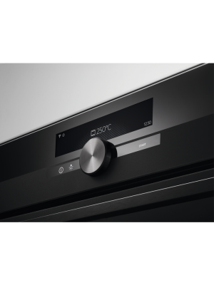 Furra e integruar AEG BPK949330T, COOKVIEW, me WIFI vetëpastruese pirolitike A++, 71 l, e zezë mat