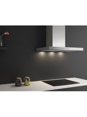 Aspirator muri Pando P-825, V.850, gjerësia 70 cm, A+, inox
