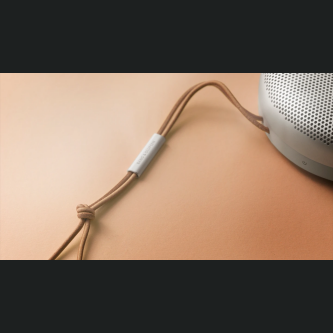 Altoparlant Bluetooth i papërshkueshëm nga uji i gjeneratës së dytë Bang & Olufsen Beosound A1, Grey Mist