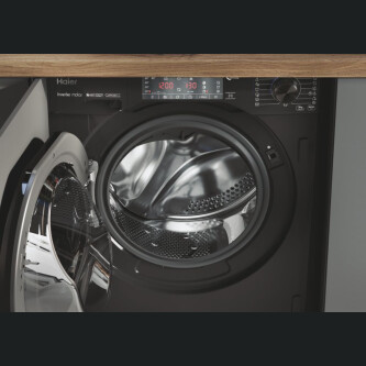 Lavatriçe e integruar Haier HWQ90B416FWBB-S, 9 kg, 1600 rpm, motor inverter BPM, Klasi A, E zezë me shkëlqim, 15+1 programe, L x H x L (cm) 60x53x82