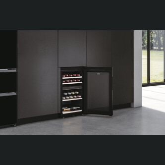Ftohës i verës Wine Bank Seria 50, i pavarur, 2 zona, 42 shishe, ndriçim LED, klasi G, L x H x I (mm) 497x585x820