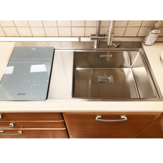 CookingAid XERON 105 Djathtas lavaman kuzhine inox me valvul kullimi drejtkëndor automatik dhe aksesorë montimi