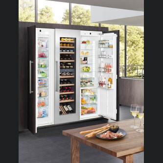 Vitrina e integruar e verës Liebherr Premium, EWTdf 3553, 80 shishe, 254 l, G