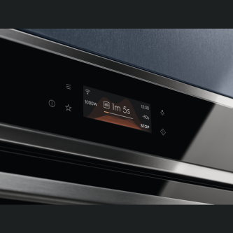 Furrë me avull Electrolux EOB8S39WX, SteamBoost, 70 l, A++