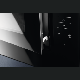 Furrë me mikrovalë të integruar Electrolux TouchOpen 900 / 800 W 25,37 l