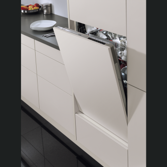 Enëlarëse plotësisht e integruar AEG FSE74617P, 60 cm, FSE74608P, C, 13 komplete
