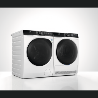 Lavatriçe Electrolux EW9F161B, PerfectCare900 klasi A me WiFi 10 kg
