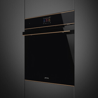 Furrë me pirolizë dhe avullore SMEG Dolce Stil Novo, SOP6604S2PNR, e zezë me shkëlqim me detaje bakri, 60 cm, kapaciteti 68 l, klasi A+