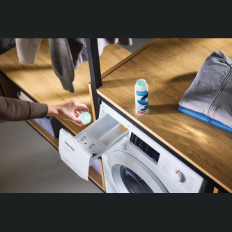 WASP252L - Detergjent për veshje sportive Miele